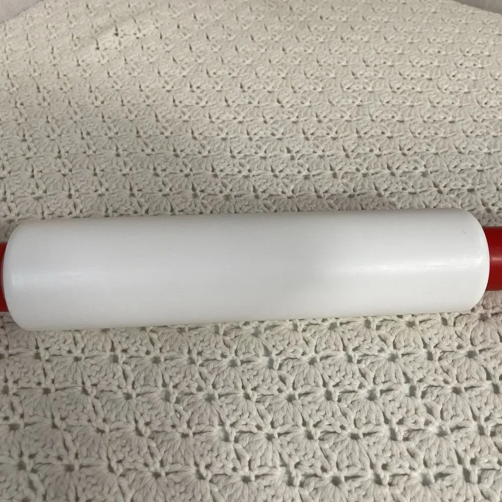 Tupperware Rolling Pin Fill N Chill 18